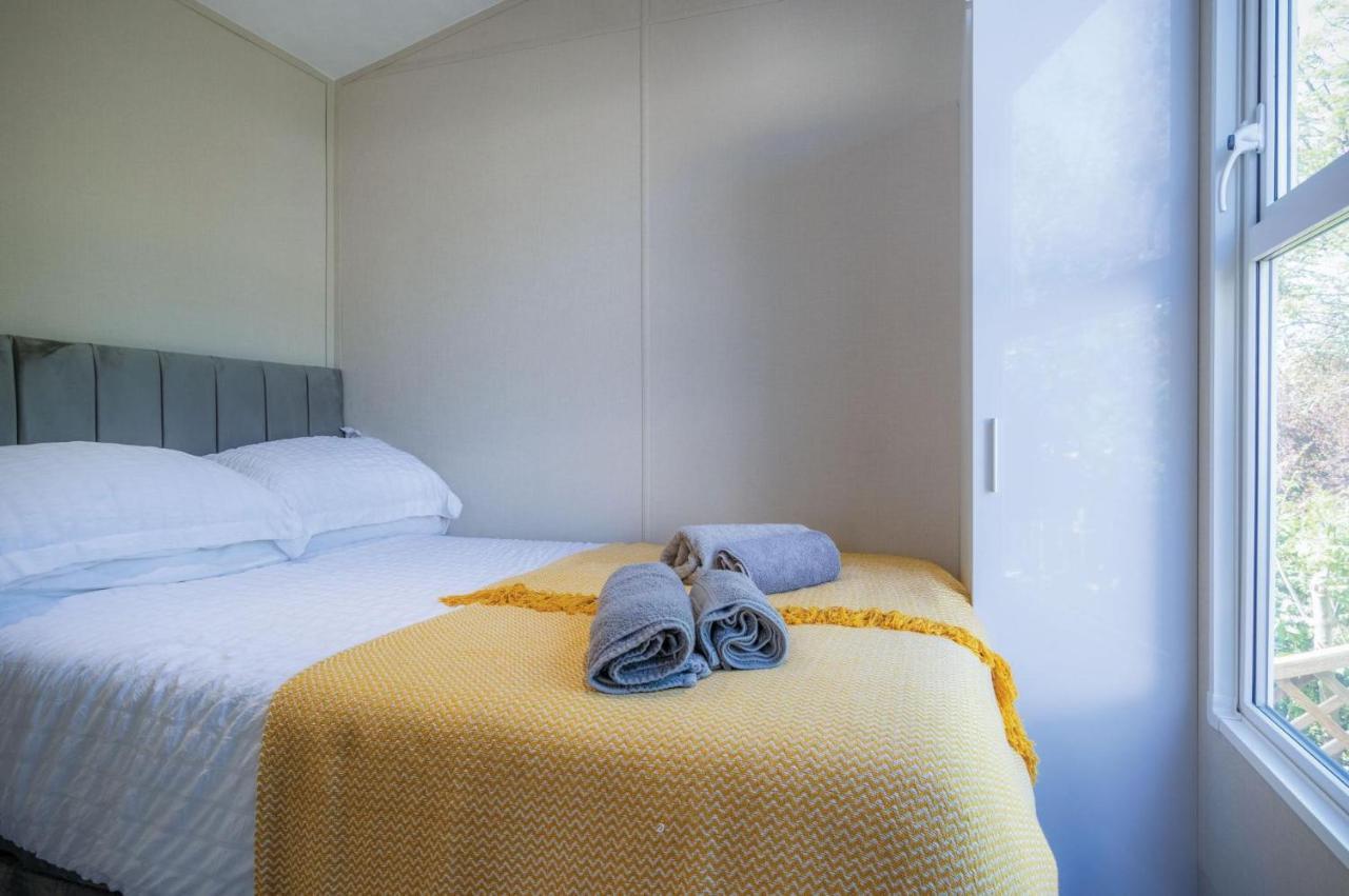 The Studio - 1 Bedroom Cabin - Amroth Εξωτερικό φωτογραφία